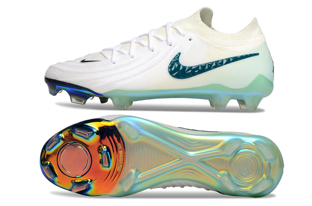 Chuteira Nike Phantom GX II Edição Especial FG - Branca e Verde