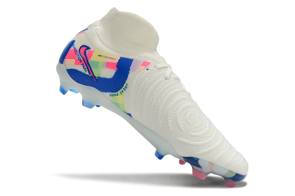 Chuteira Nike Phantom Luna Elite NU FG