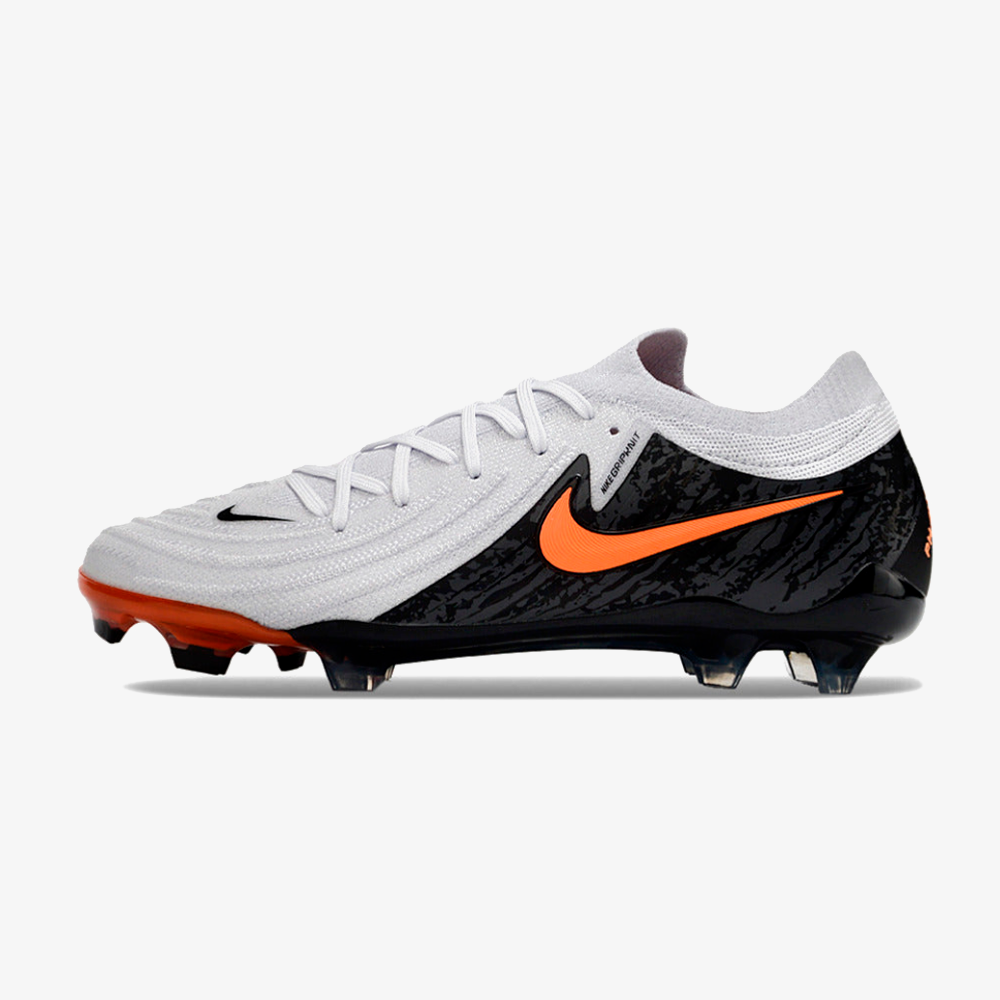 Chuteira Nike Phantom GX II FG - Branca, Preta e Laranja