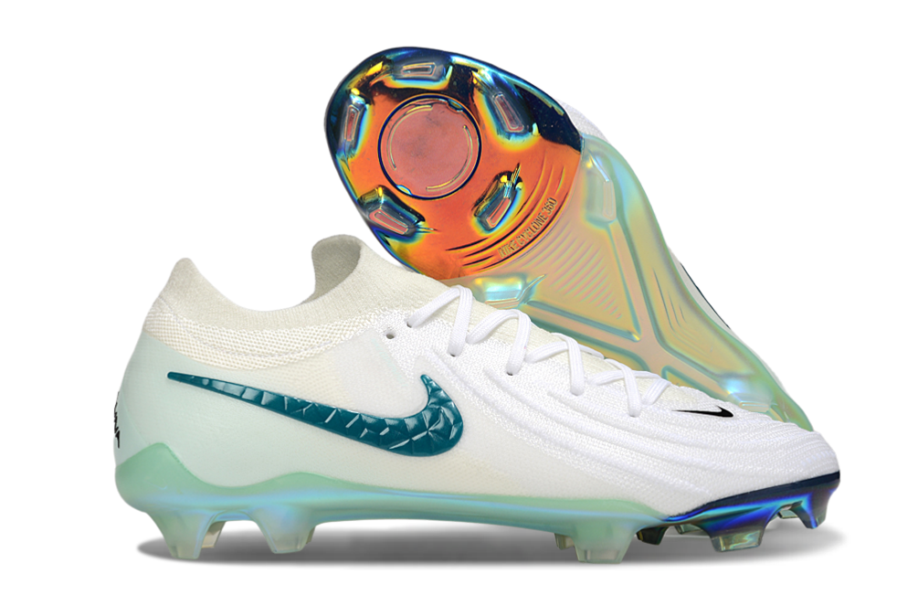 Chuteira Nike Phantom GX II Edição Especial FG - Branca e Verde