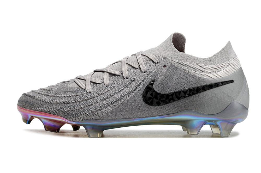 Chuteira Nike Phantom GX II Edição Especial FG - Cinza