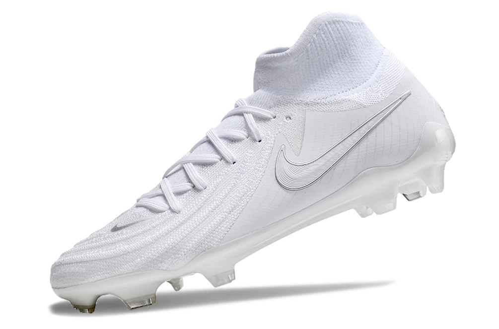 Chuteira Nike Phantom Luna Elite NU FG