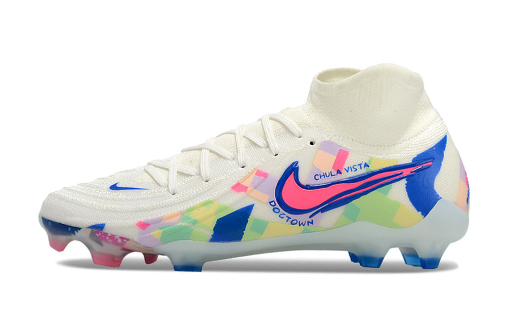 Chuteira Nike Phantom Luna Elite NU FG