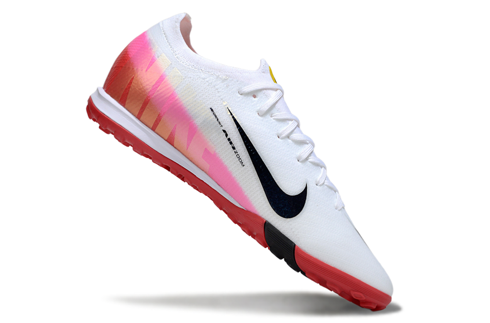 Chuteira Society Nike Air Zoom Mercurial Vapor 16 Elite TF - Branca, Vermelha e Rosa - Fear Nothing Pack