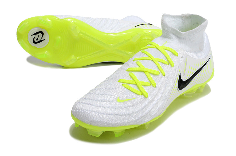 Chuteira Nike Phantom Luna Elite NU FG