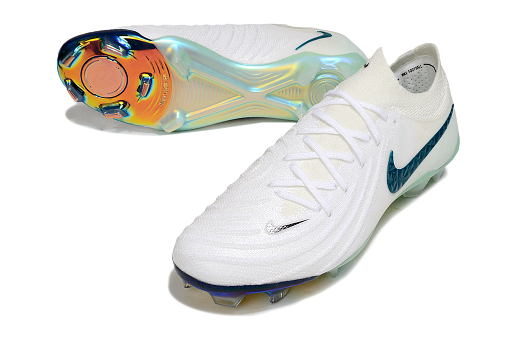 Chuteira Nike Phantom GX II Edição Especial FG - Branca e Verde
