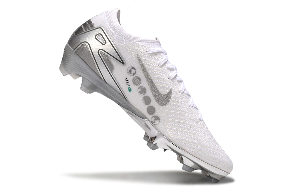 Chuteira Nike Air Zoom Mercurial Vapor 16 Edição Especial Elite FG - Branca e Prata