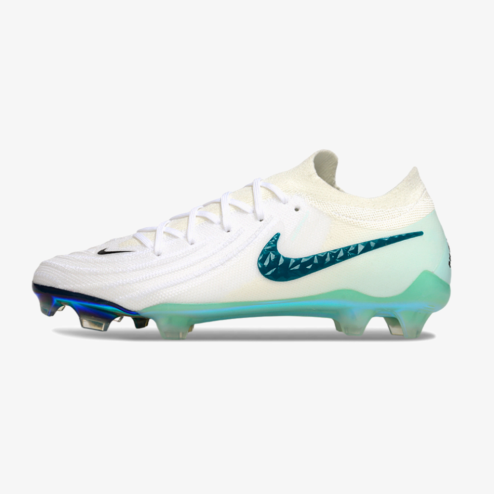 Chuteira Nike Phantom GX II Edição Especial FG - Branca e Verde