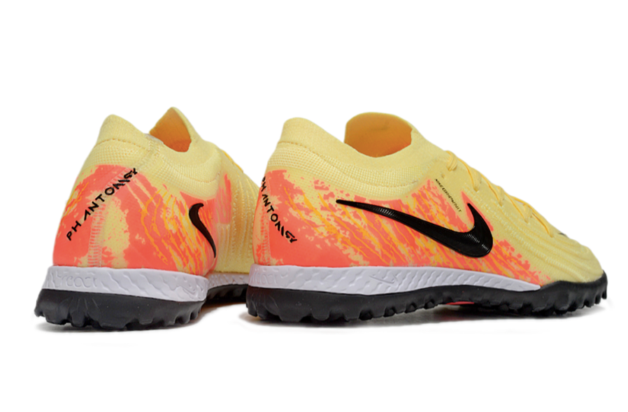 Chuteira Society Nike Phantom GX II EliteTF