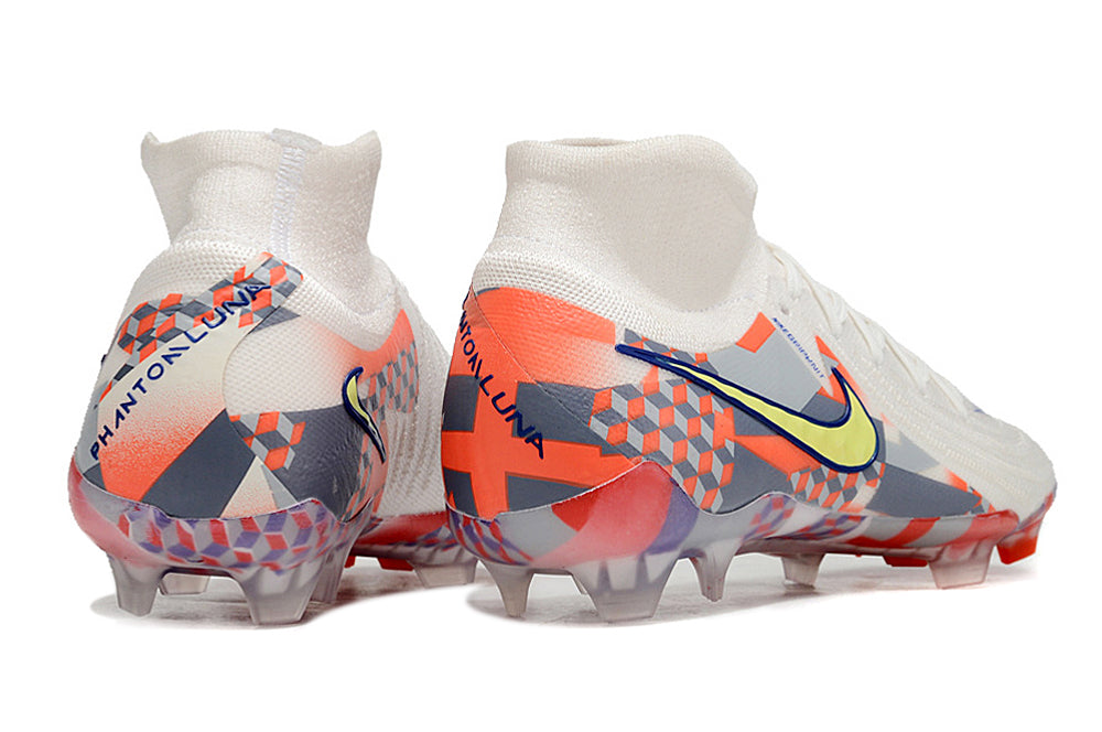 Chuteira Nike Phantom Luna Elite NU FG